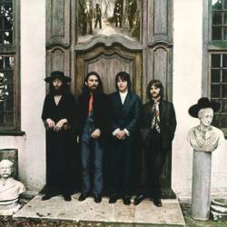 <div class='align-center'><strong>The Beatles</strong><br><em>Hey Jude</em><br><span class='note'>1970</span><br><span class="tag small"><strong>12"</strong></span><br><img src='images/formats/record_30.png' class='format_image'  style='background-color:#333333;' /><br>Added By <strong>mattwells03</strong></div>